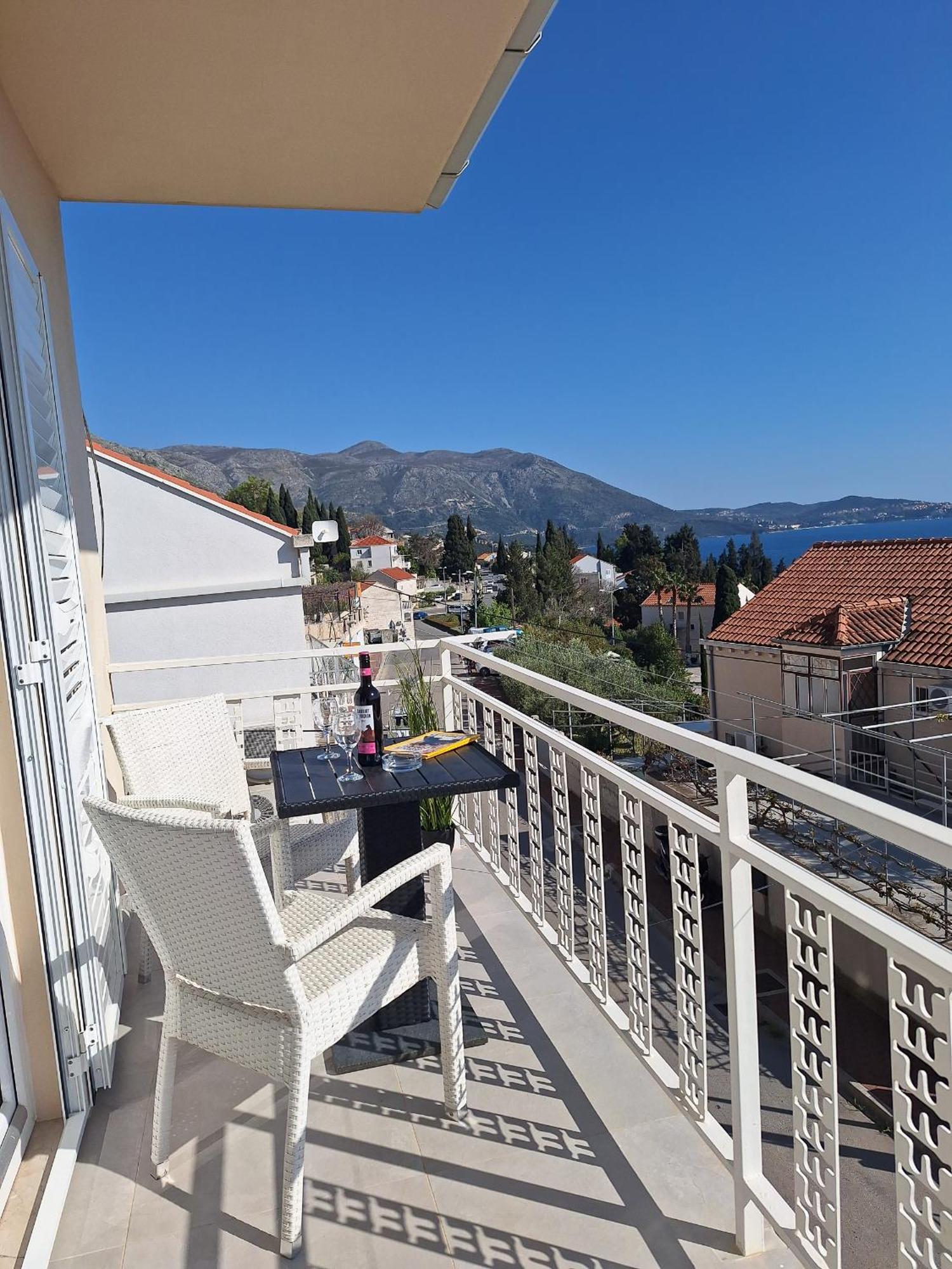Apartments Pin Mlini Exterior photo