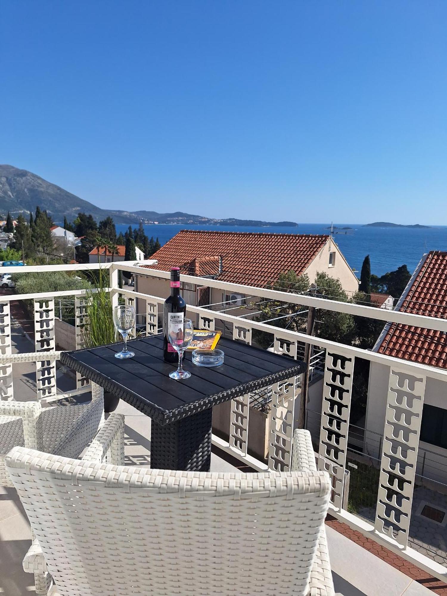 Apartments Pin Mlini Exterior photo
